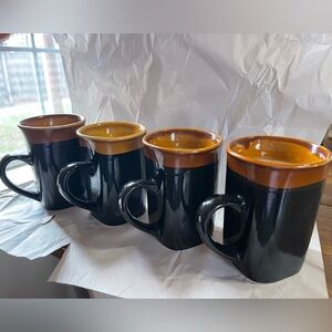 Royal Norfolk Black And Brown 14oz Mugs